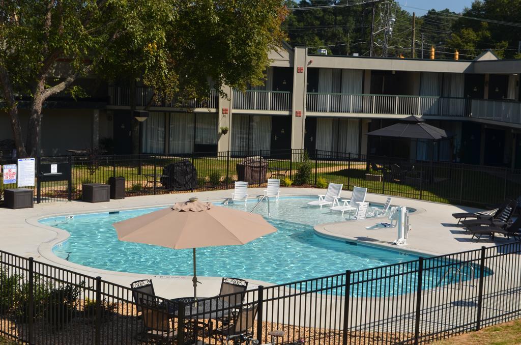 Chapel Hill University Inn المظهر الخارجي الصورة